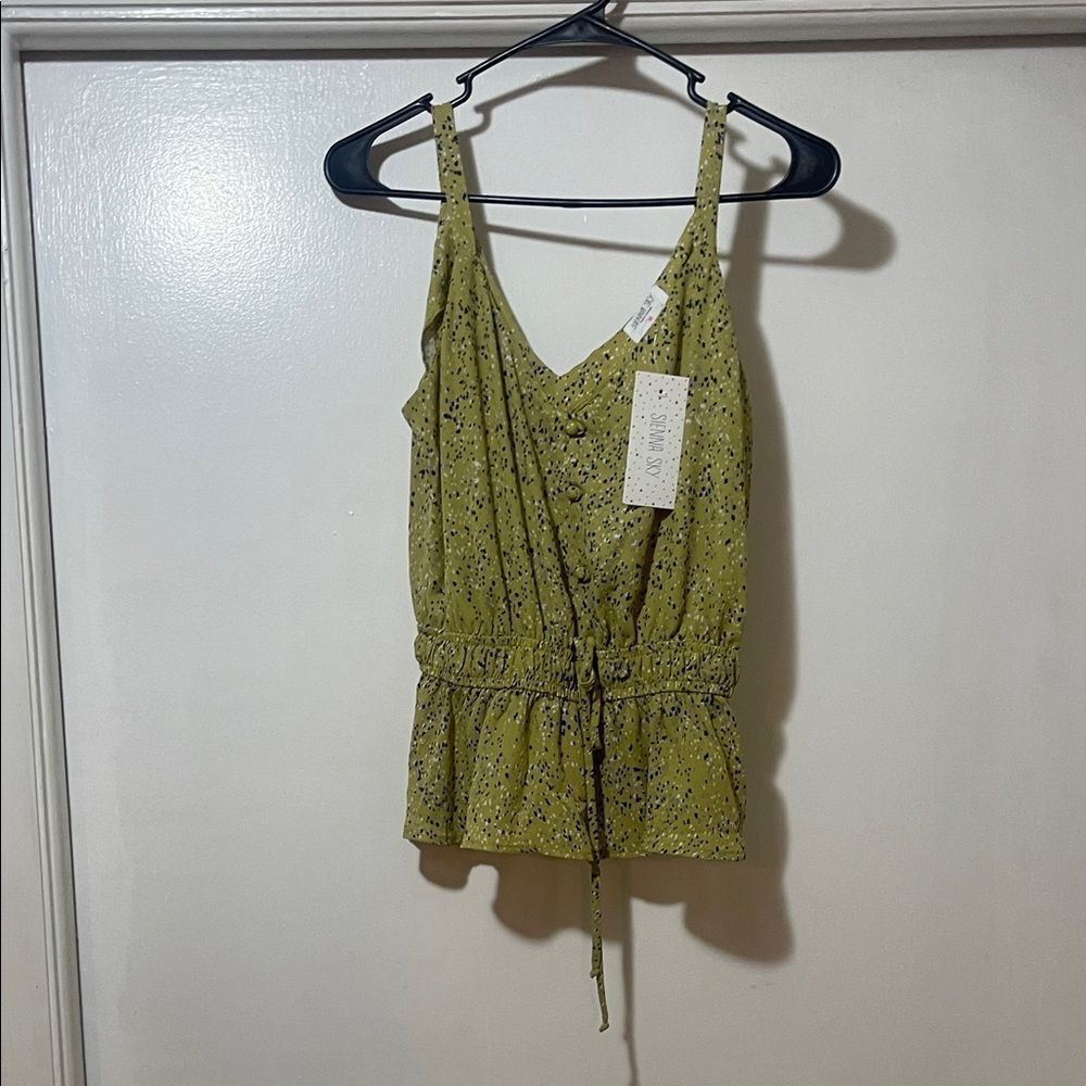Chic Olive Sleeveless Top with Drawstring sienna sky brand size medium nwt